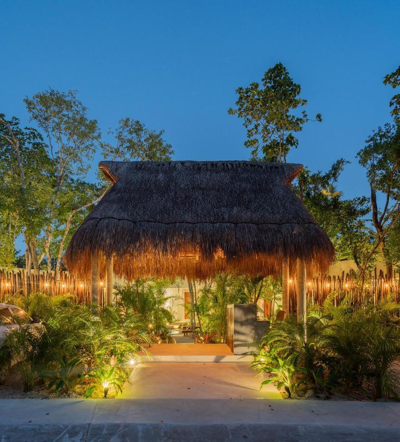 Suites At Treetops Tulum Bagian luar foto